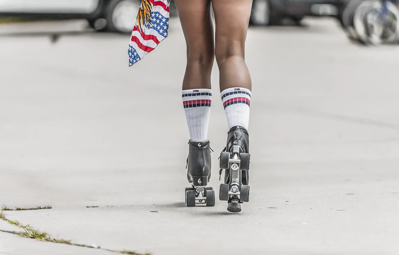 Фото обои legs, woman, stockings, flag, rollers