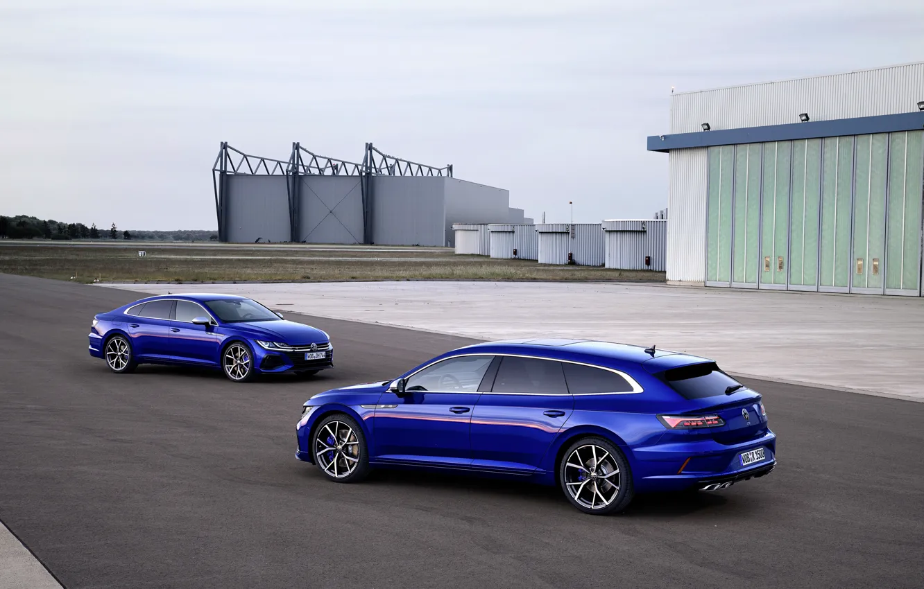 Фото обои Volkswagen, синие, строения, универсал, Shooting Brake, лифтбэк, 2020, Arteon