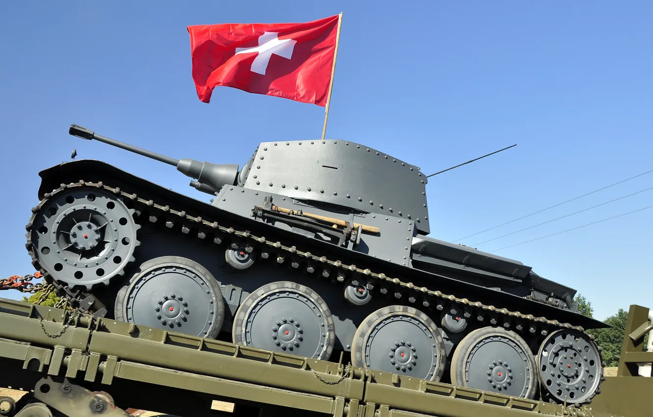 Фото обои флаг, танк, боевой, Бронетехника