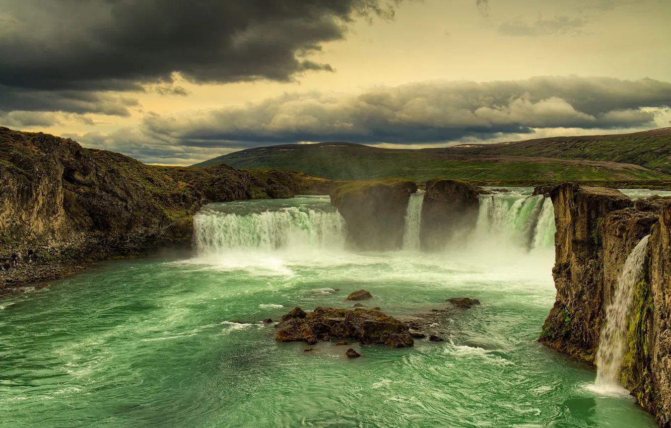 Фото обои скалы, водопад, водопады, Исландия, водоем