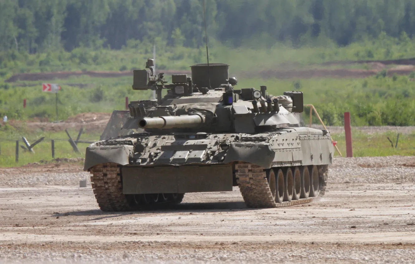 Фото обои танк, полигон, боевой, Т-80