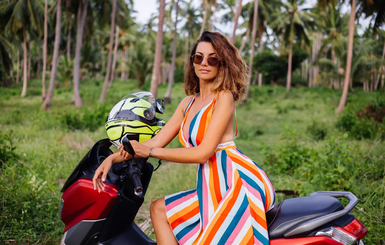 Фото обои colorful, summer, happy, dress, woman, biker, caucasian