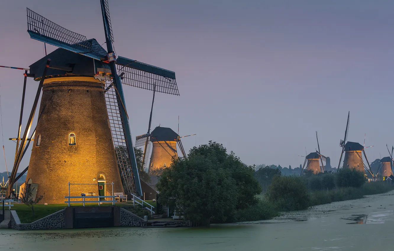 Фото обои небо, деревья, вечер, канал, Нидерланды, ветряная мельница