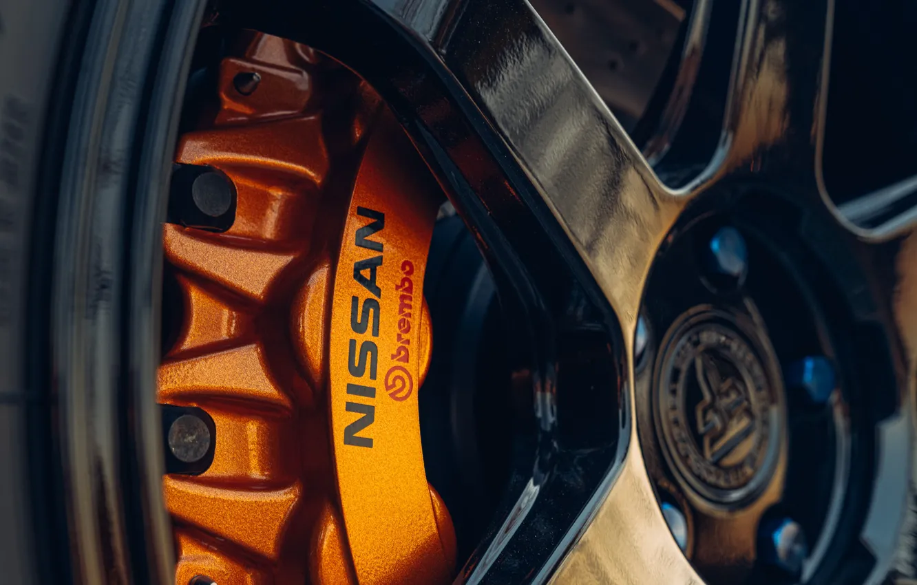 Фото обои car, Nissan, wheel, brembo, braking
