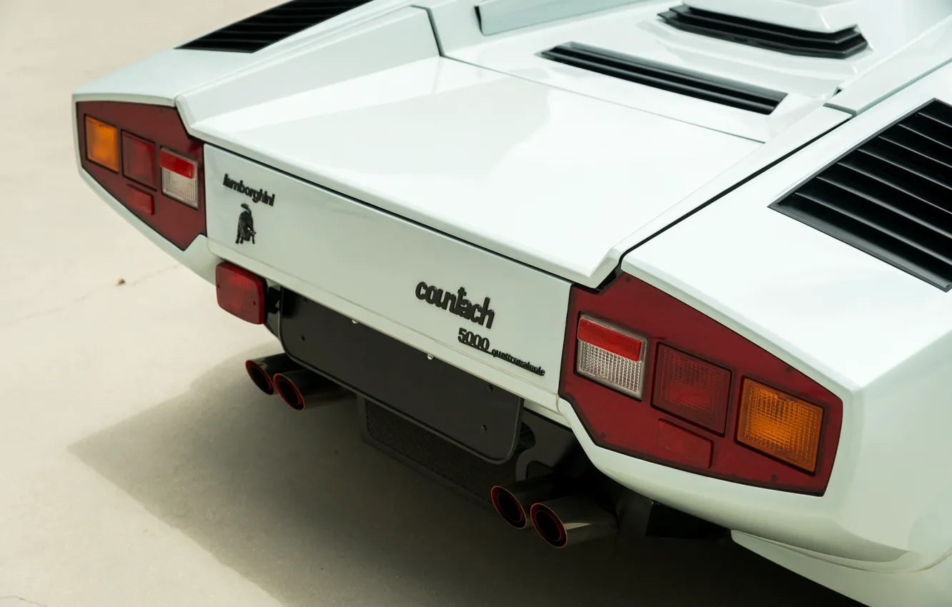 Фото обои Lamborghini, lambo, Countach, Lamborghini Countach 5000QV, rear badge