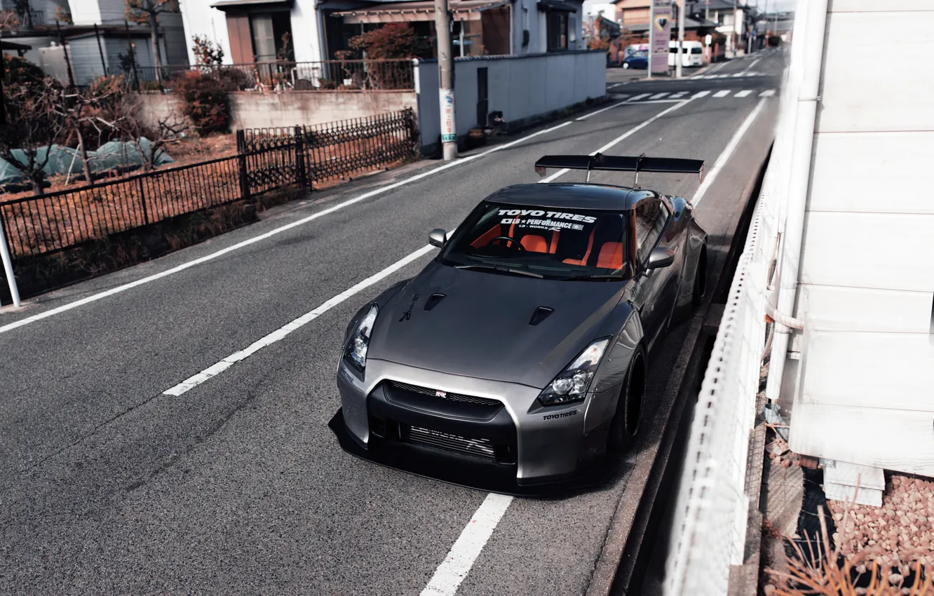 Фото обои город, улица, тюнинг, Япония, Nissan, GT-R