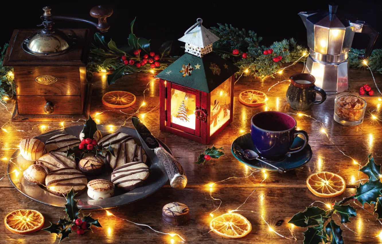Фото обои листья, стол, праздник, рождество, апельсины, печенье, тарелка, нож