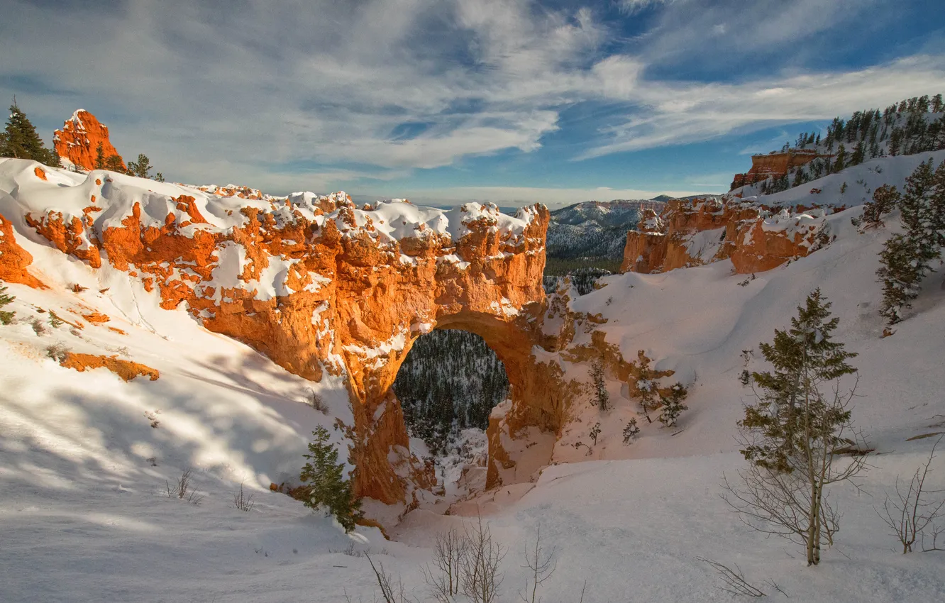 Фото обои зима, снег, горы, скалы, арка, Юта, США, Bryce Canyon National Park