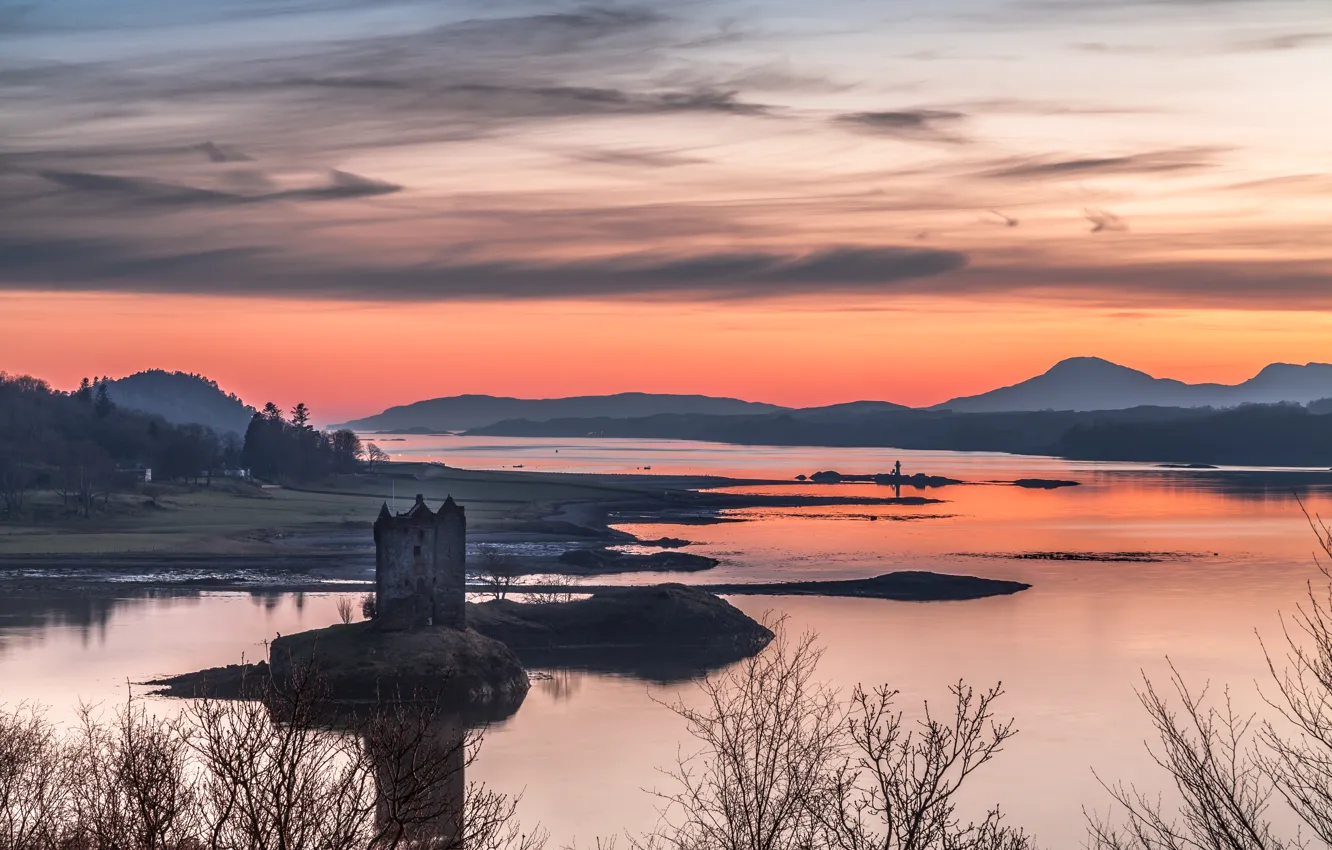 Фото обои небо, горы, озеро, башня, Шотландия, панорама