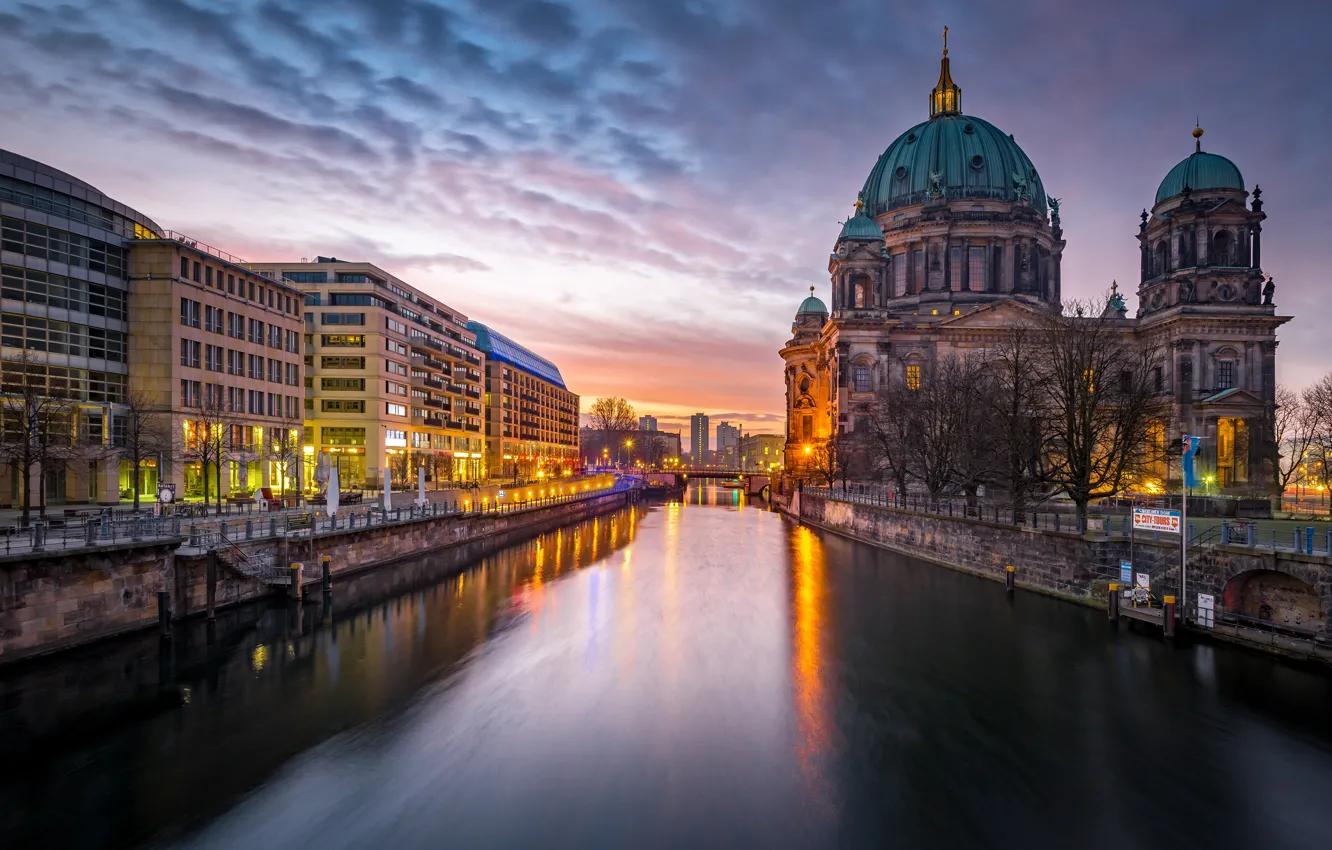 Фото обои город, огни, река, вечер, Германия, архитектура, набережная, Берлин