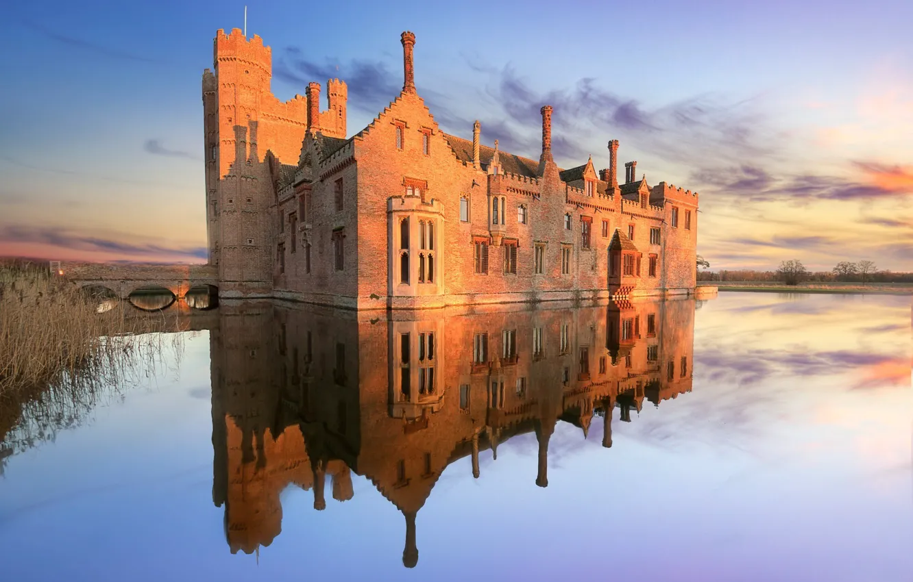 Фото обои Англия, Norfolk, графство Норфолк, Oxburgh Hall