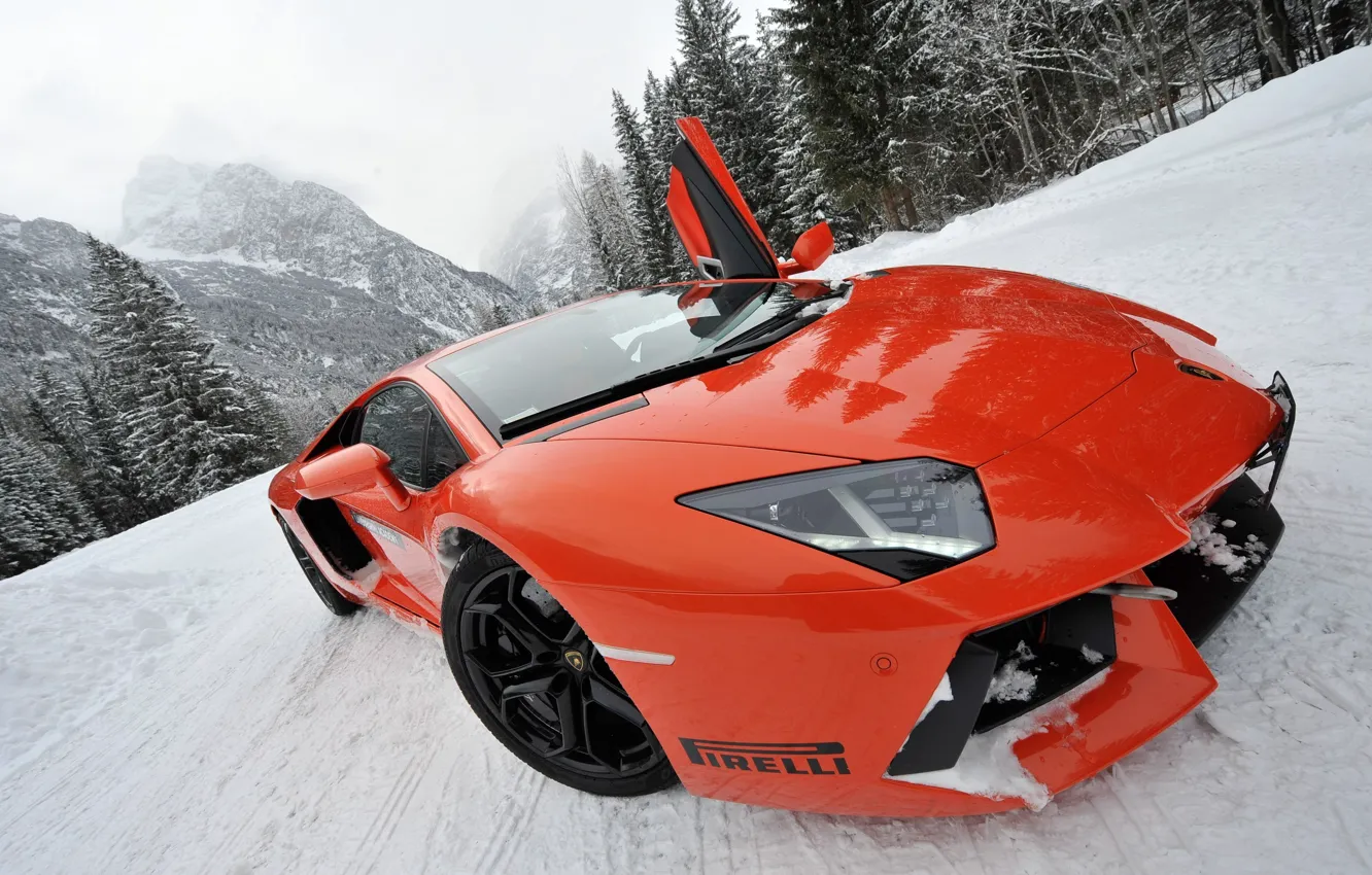 Фото обои снег, спорткар, ракурс, моська, Lamborghini Aventador LP700-4