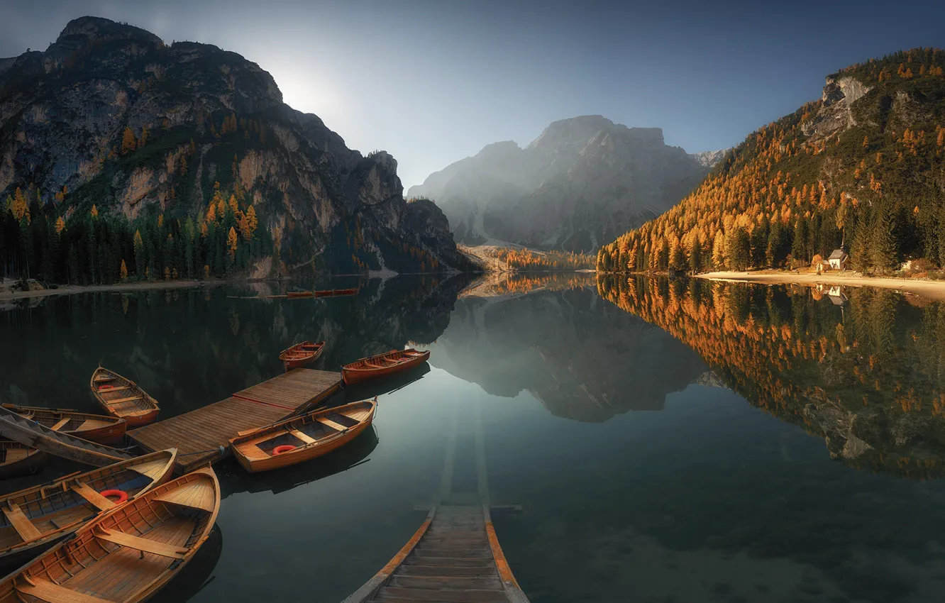 Фото обои вода, горы, природа, Лодки, Краси Матаров