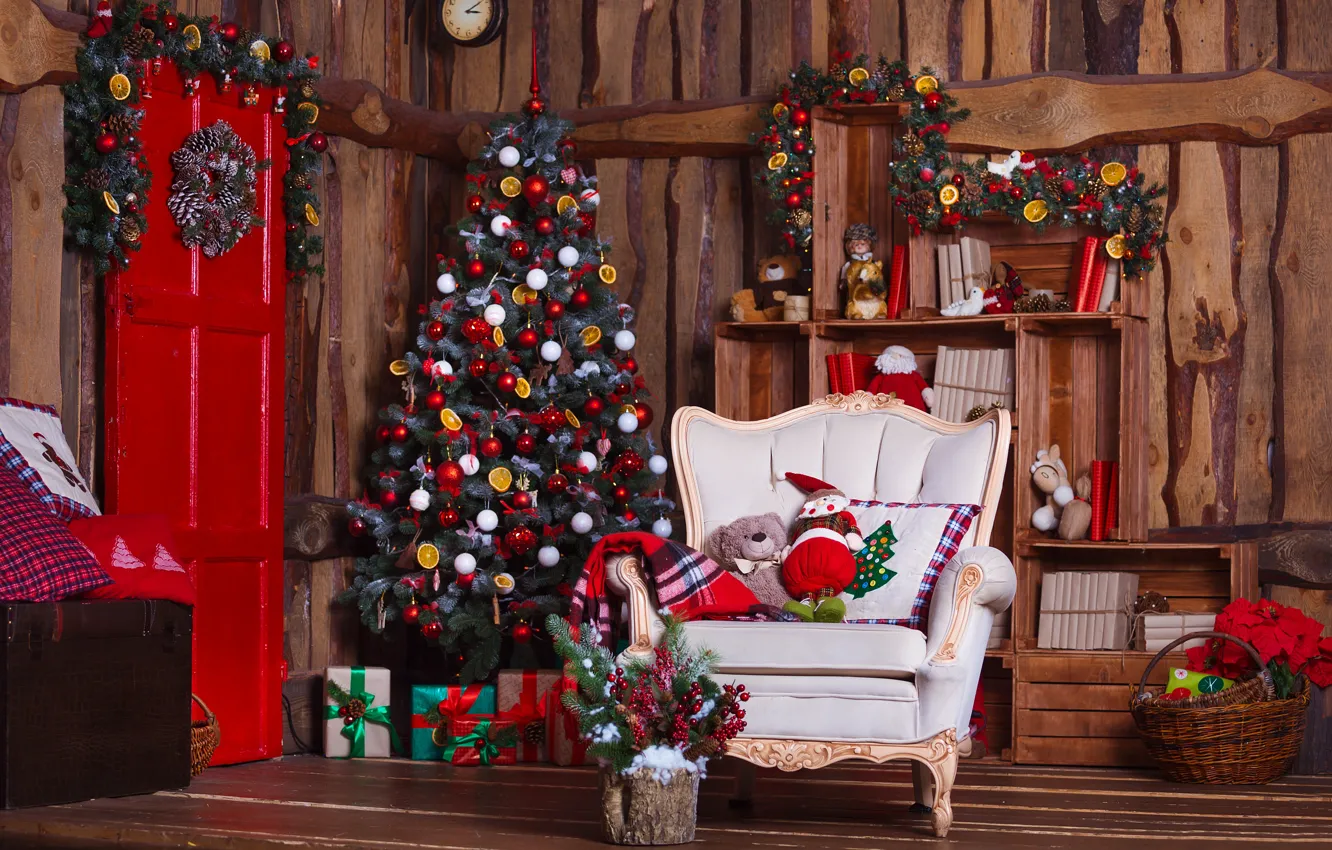 Фото обои украшения, комната, шары, игрушки, елка, Новый Год, Рождество, подарки