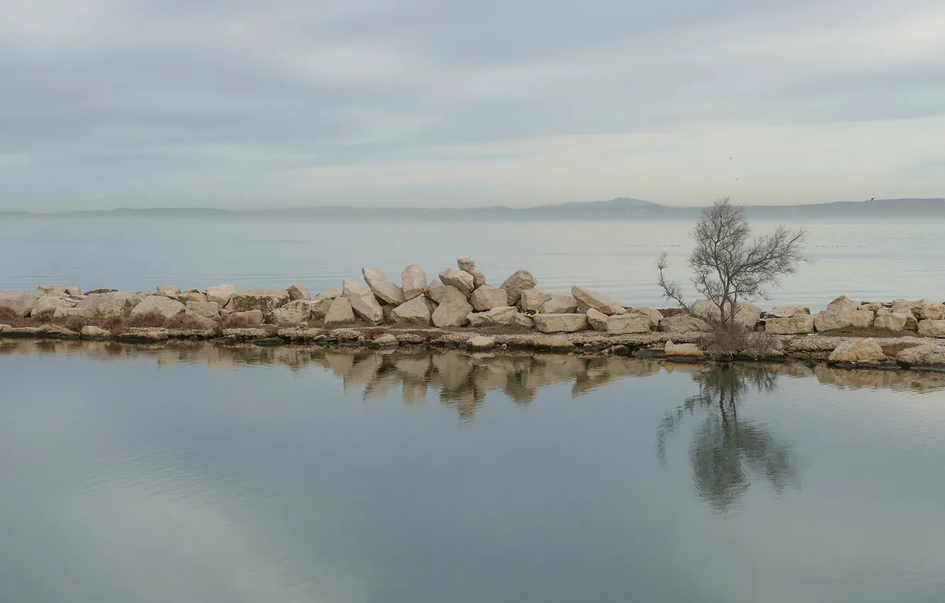 Фото обои вода, озеро, камни, пирс