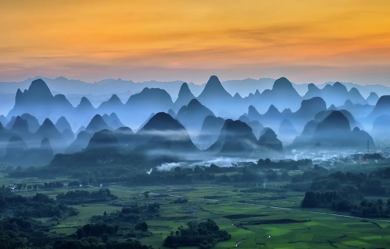 Фото обои city, China, sky, trees, field, landscape, nature, mountains