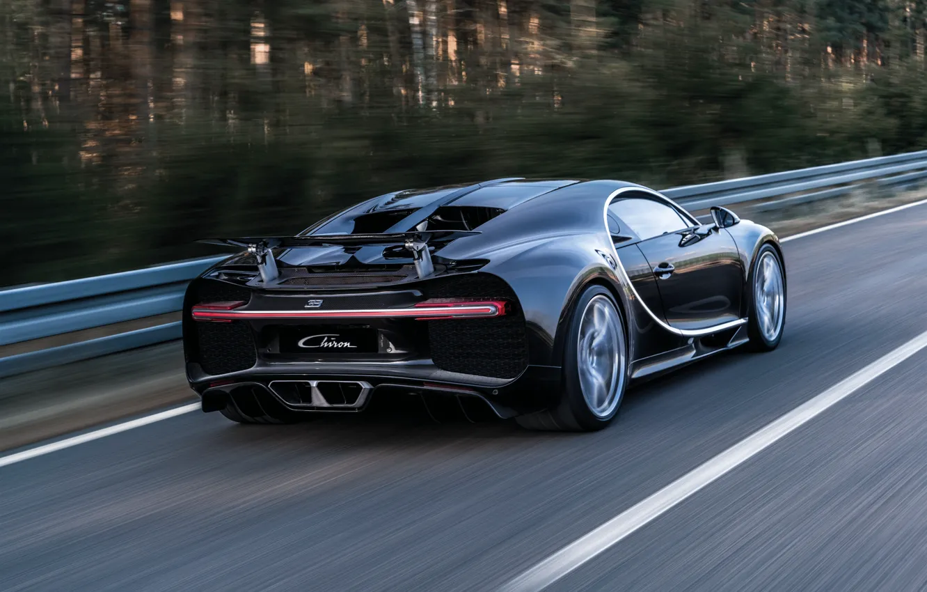 Фото обои Bugatti, суперкар, автомобиль, бугатти, задок, Chiron