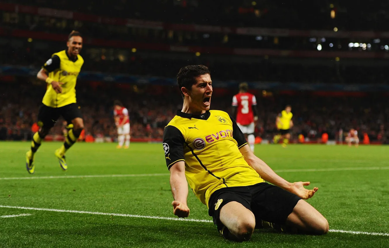 Фото обои Футбол, Football, Гол, Боруссия Дортмунд, Роберт Левандовский, Robert Lewandowski, Westfalenstadion, Ballspielverein Borussia 09 e. V. …