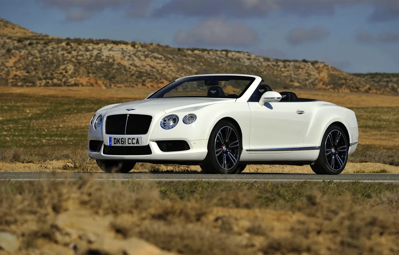 Фото обои Bentley, Continental, Белый, Кабриолет, Фары, GTC, Передок