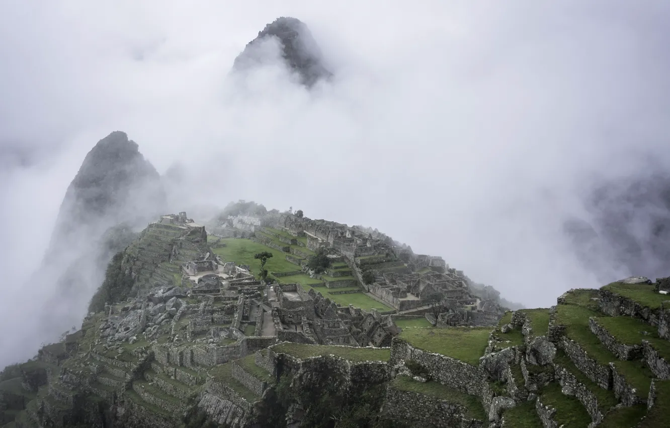 Фото обои nature, mountains, clouds, rocks, walls, fog, hills, citadel