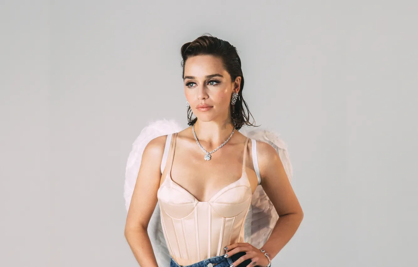 Фото обои украшения, ресницы, актриса, Emilia Clarke, Эмилия Кларк, взглад
