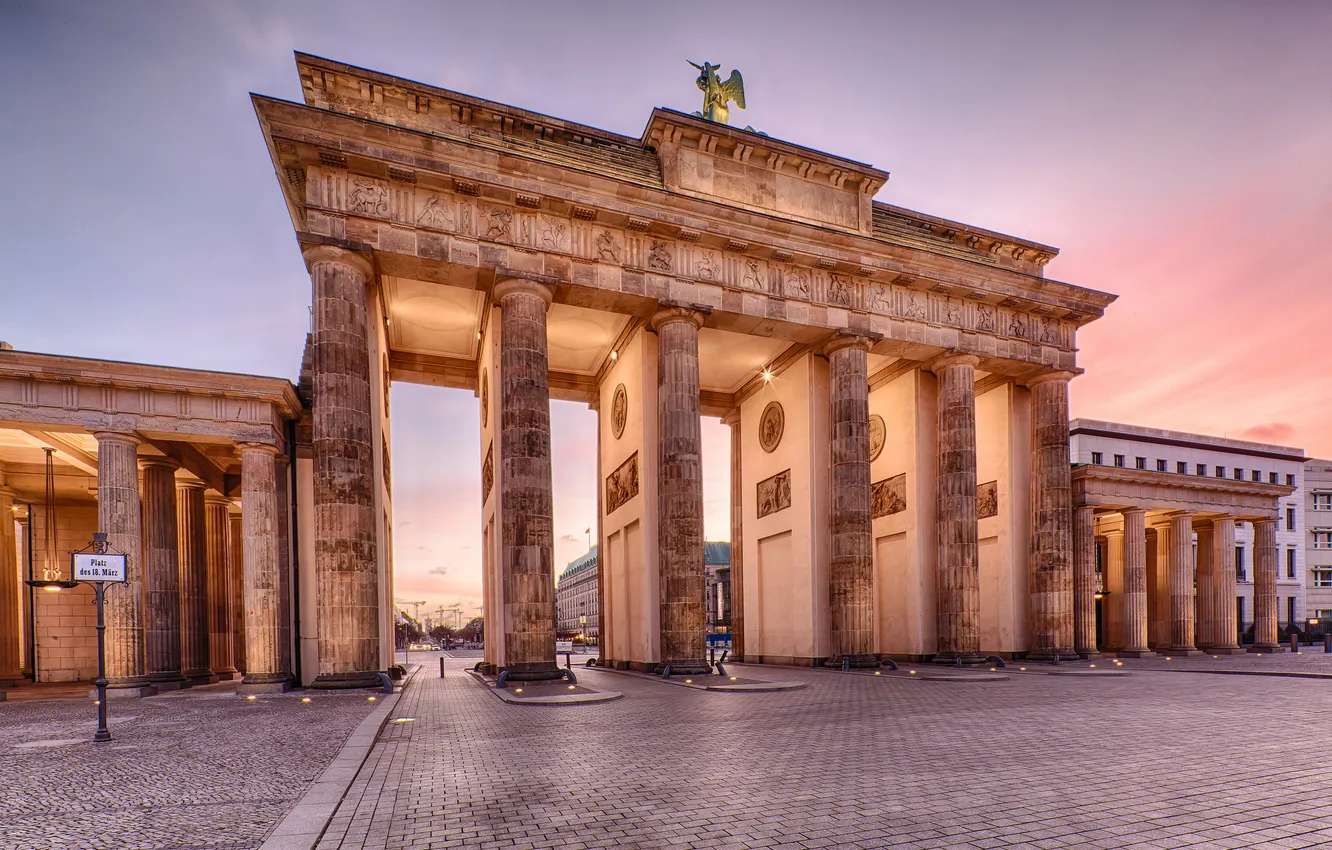Фото обои дома, утро, Германия, Берлин, Бранденбургские ворота