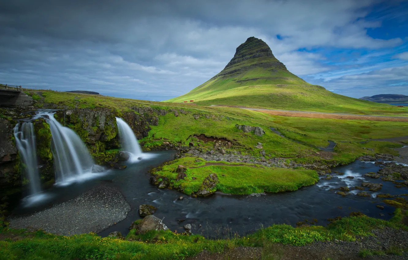 Фото обои вода, пейзаж, горы, природа, камни, водопады, Исландия