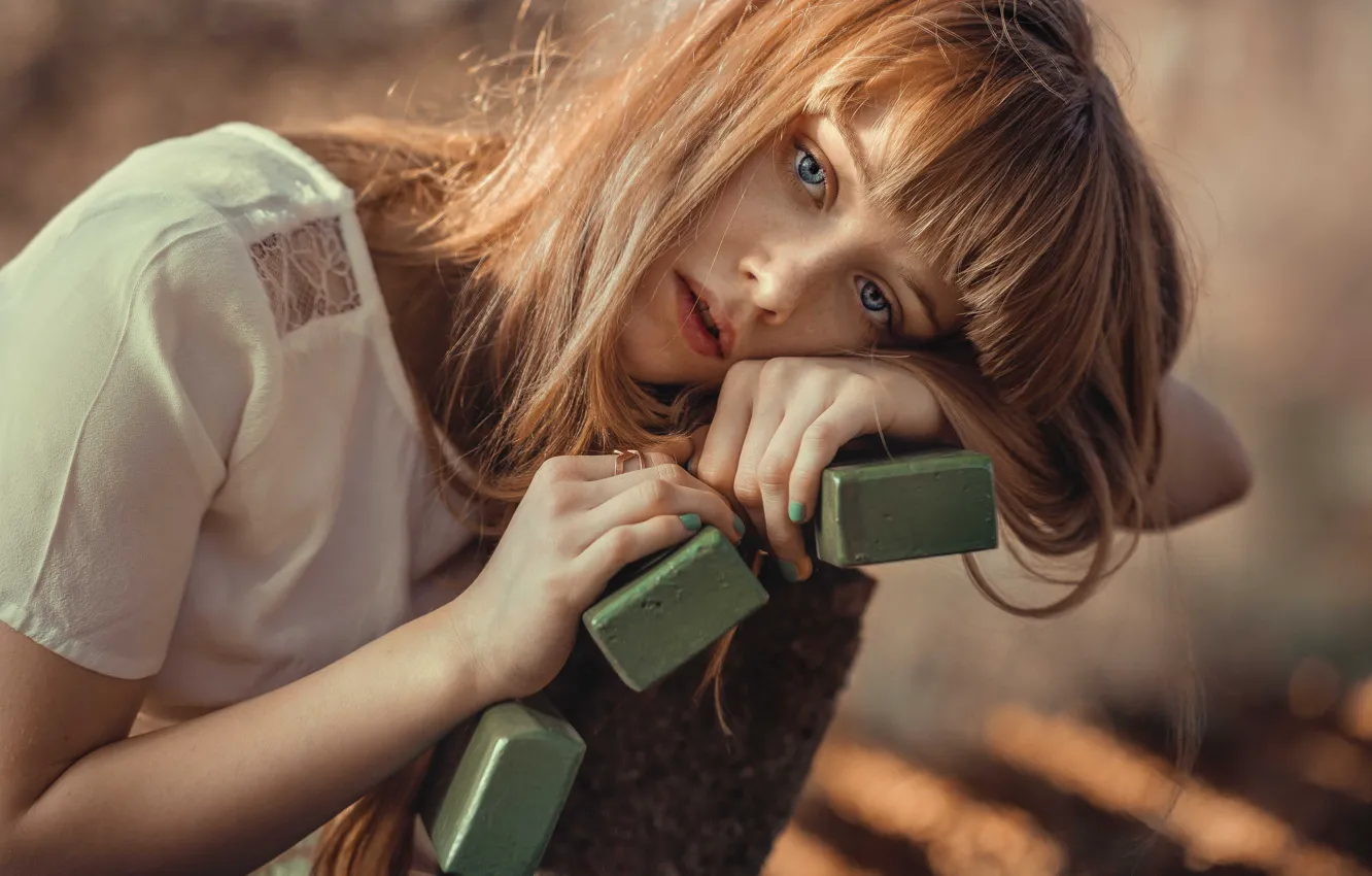 Фото обои взгляд, девушка, скамья