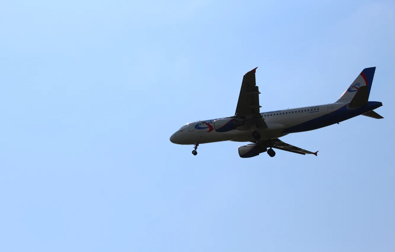 Фото обои небо, самолёт, Крым, Симферополь