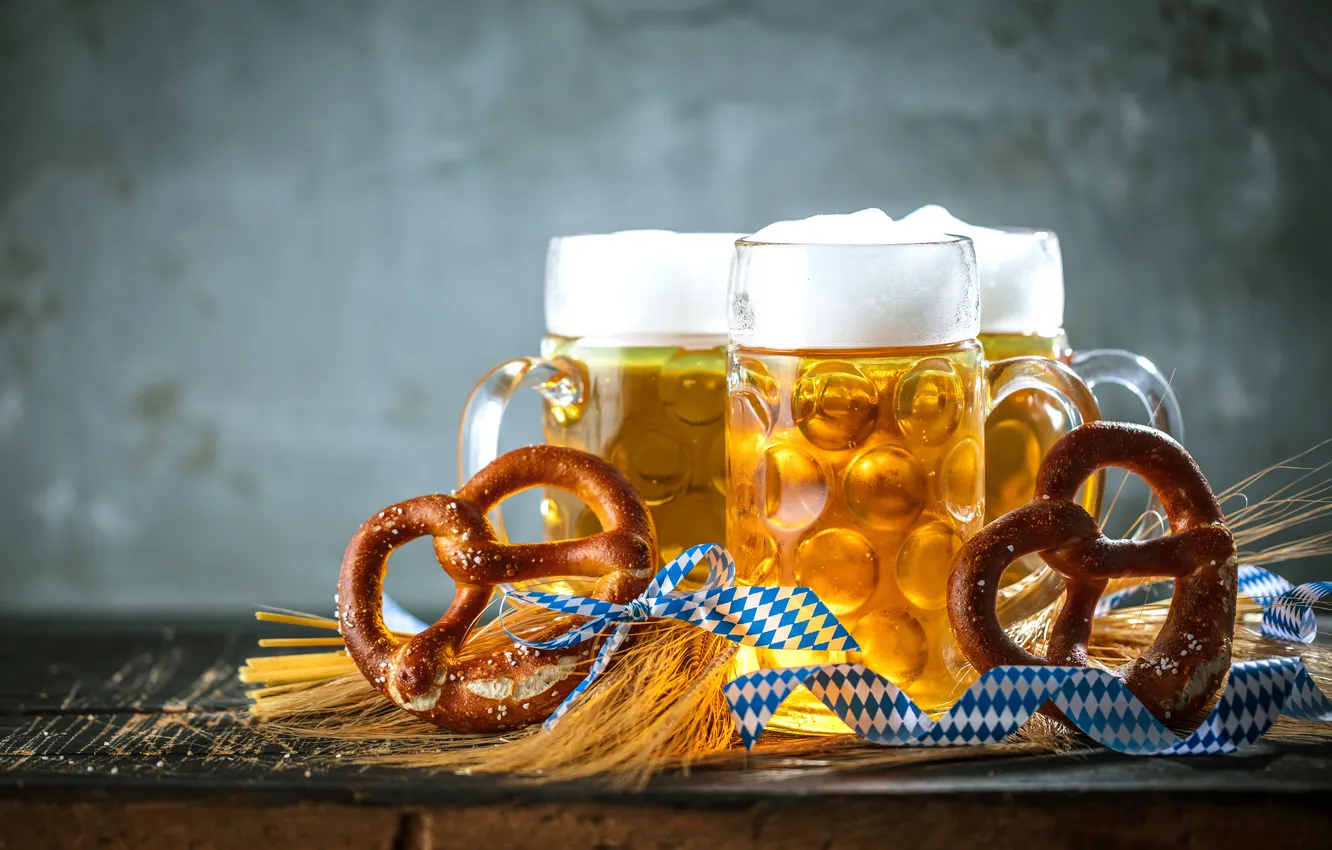 Фото обои beer, mug, hops, pretzel