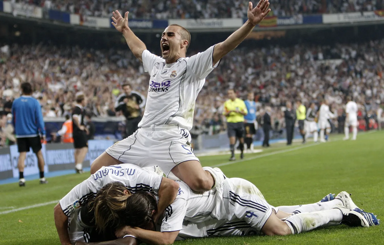 Фото обои радость, победа, каннаваро, real madrid, гол, реал мадрид, stadium