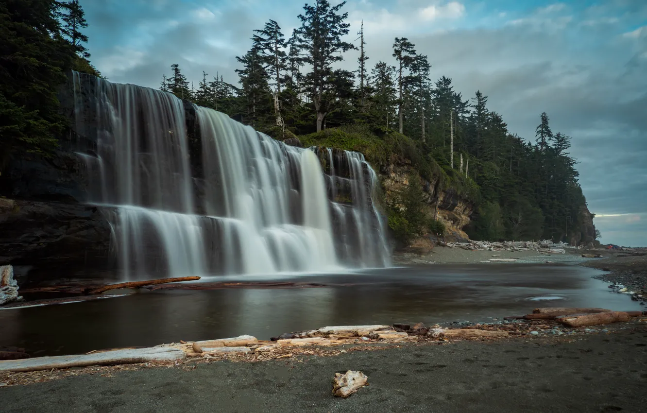 Фото обои лес, пейзаж, горы, природа, обрыв, водопад, Канада, Alberni-Clayoquot