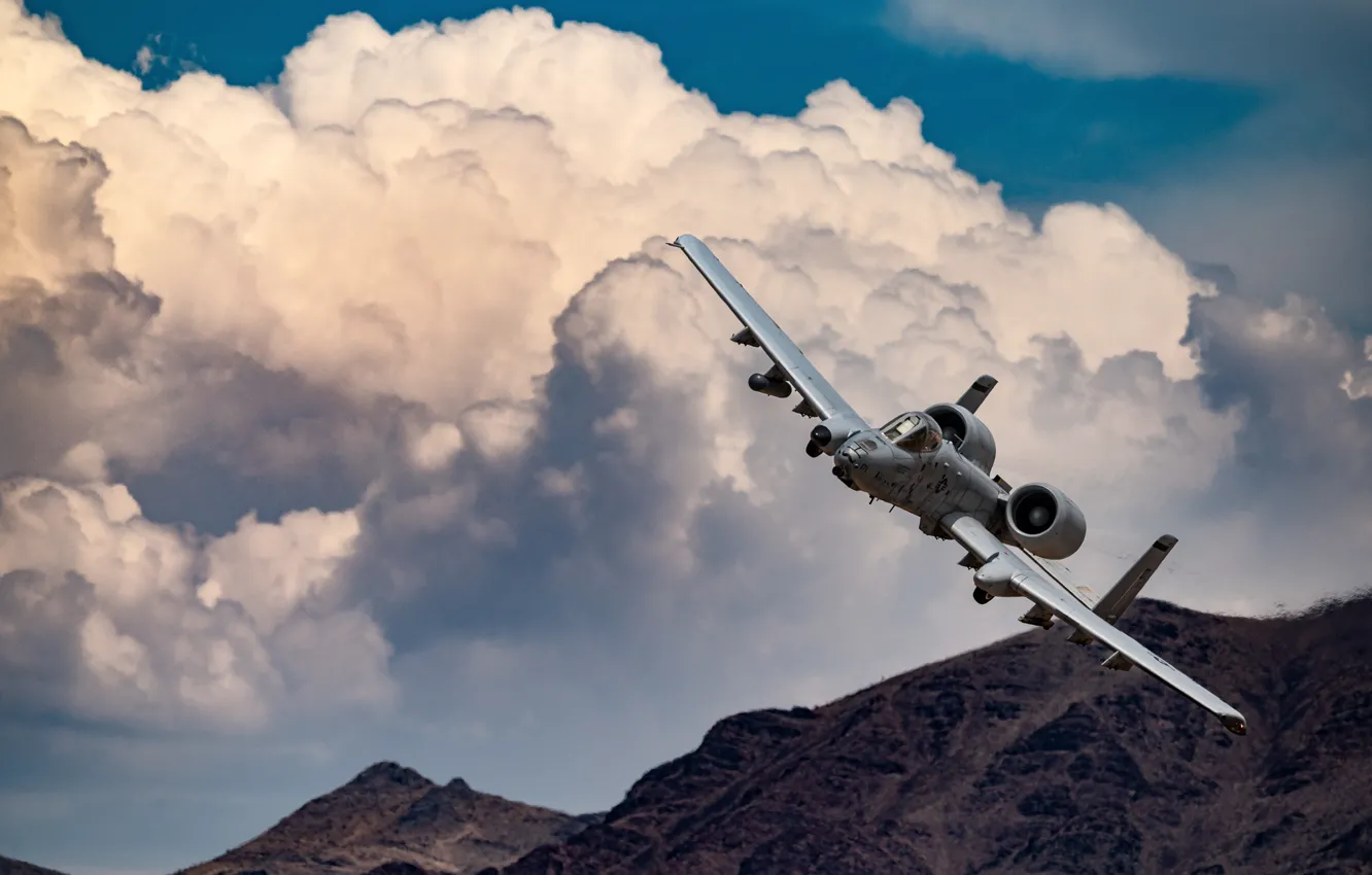 Фото обои ВВС США, Fairchild Republic A-10 Thunderbolt II, американский одноместный двухдвигательный штурмовик