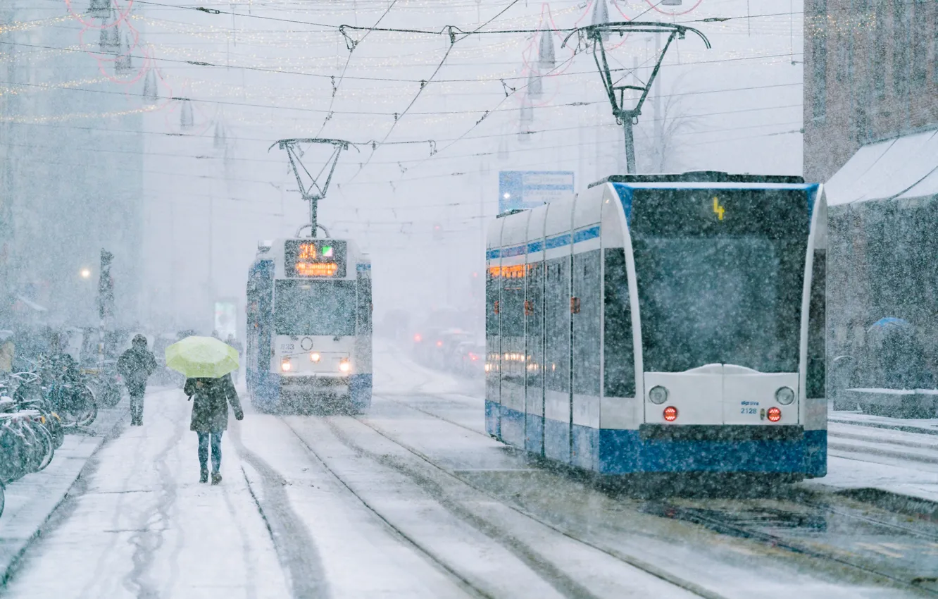 Фото обои зонтик, улица, снегопад, трамваи, Amsterdam - My Home