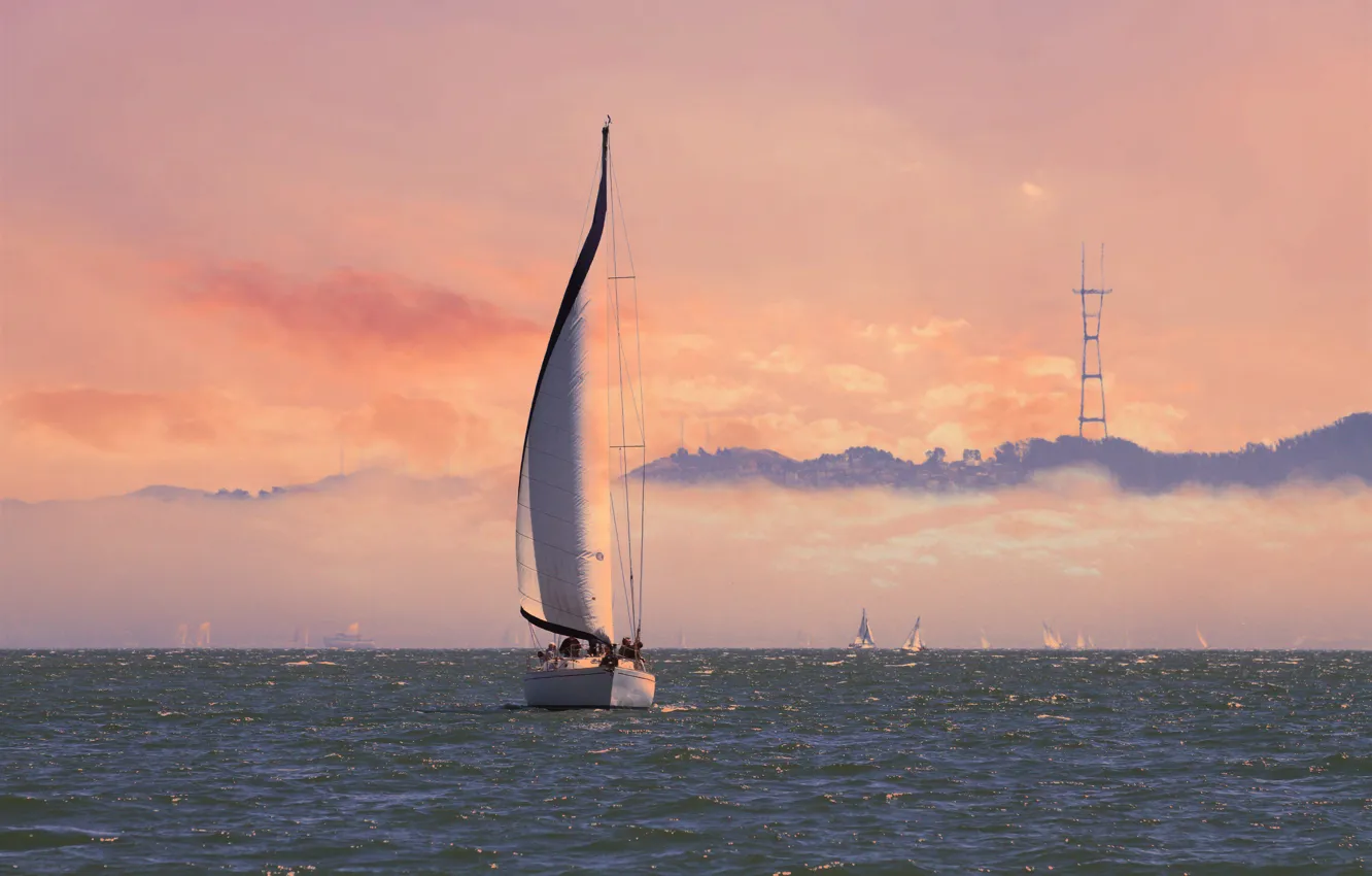 Фото обои туман, бухта, утро, яхта, парус, Sailing from San Francisco's Bay to Angel Island