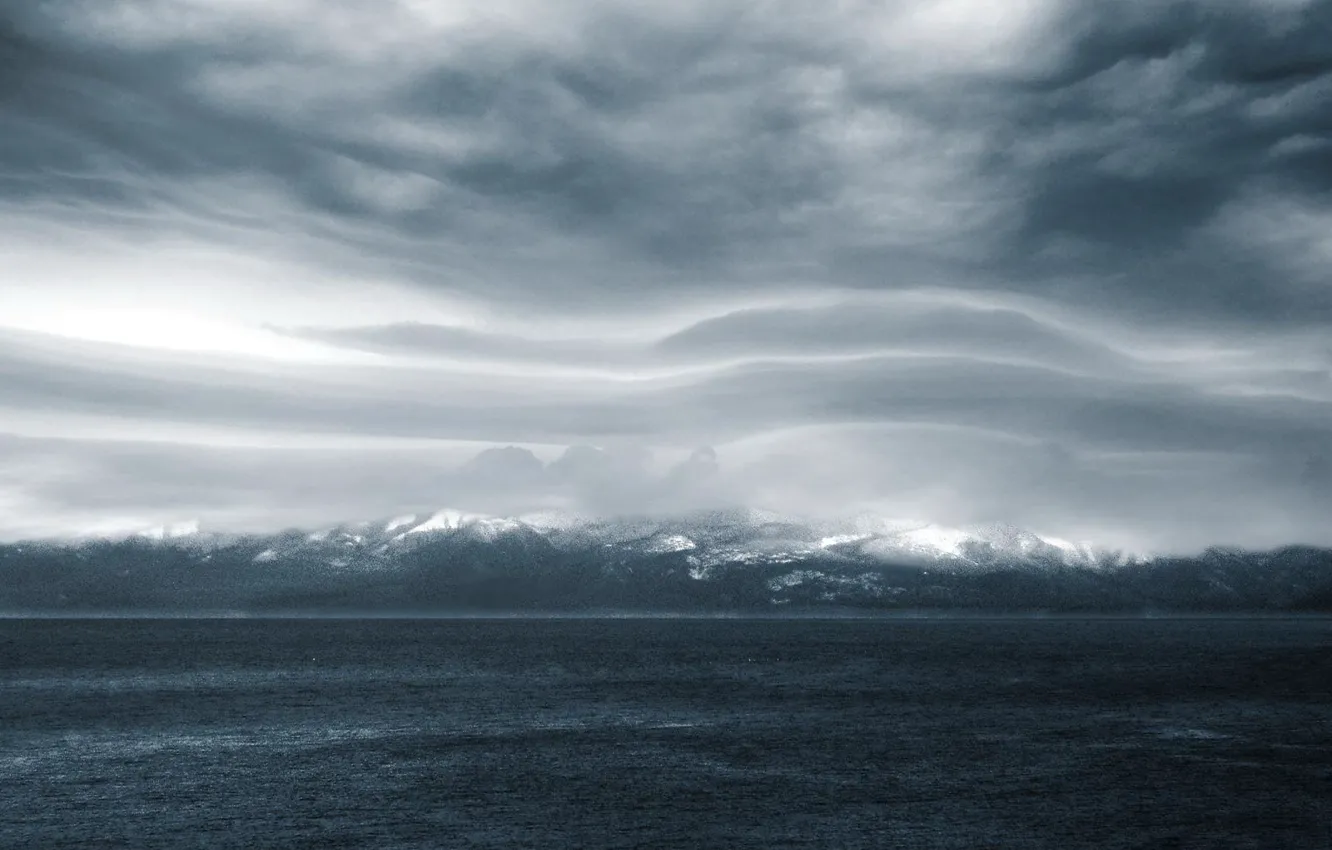 Фото обои небо, озеро, Горы, Байкал