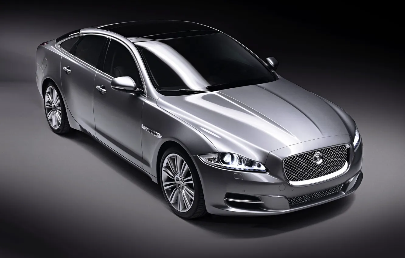 Фото обои серебро, Jaguar, модель XJ