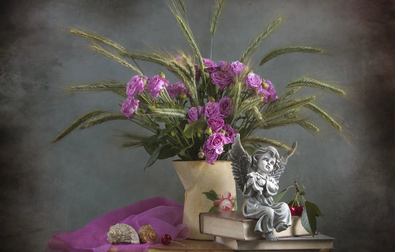 Фото обои вишня, розы, ангел, ракушка, колоски, статуэтка