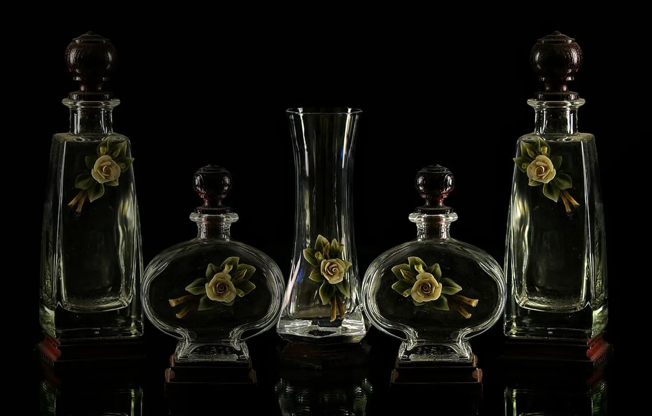 Фото обои glass, bottles, Decoration, cristal.