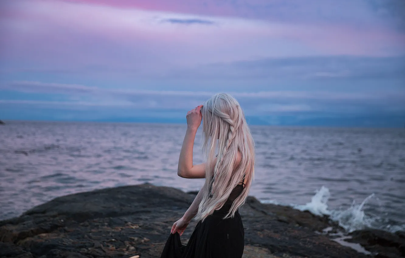 Фото обои море, девушка, блондинка, длинные волосы