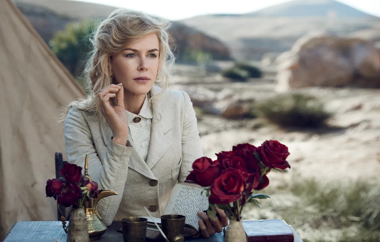 Фото обои природа, розы, актриса, блондинка, фотограф, костюм, Nicole Kidman, журнал