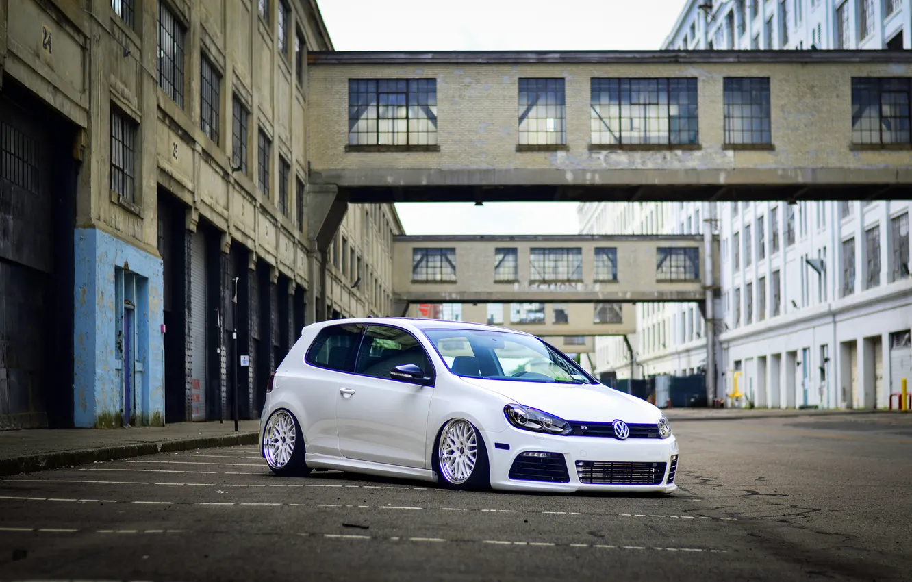 Фото обои белый, тюнинг, volkswagen, white, гольф, фольксваген, golf R