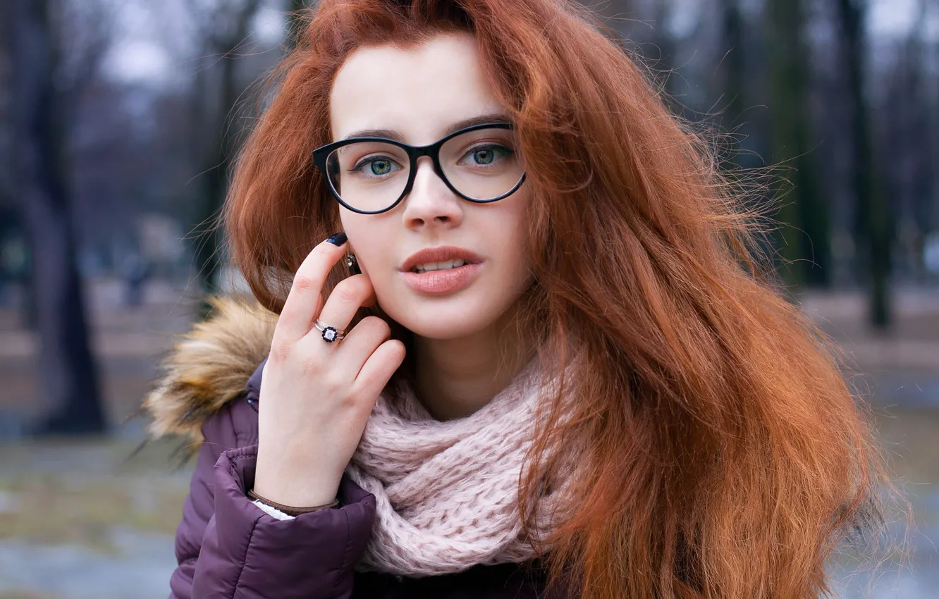 Фото обои взгляд, Девушка, очки, рыжая, Alisa Bobovnikova