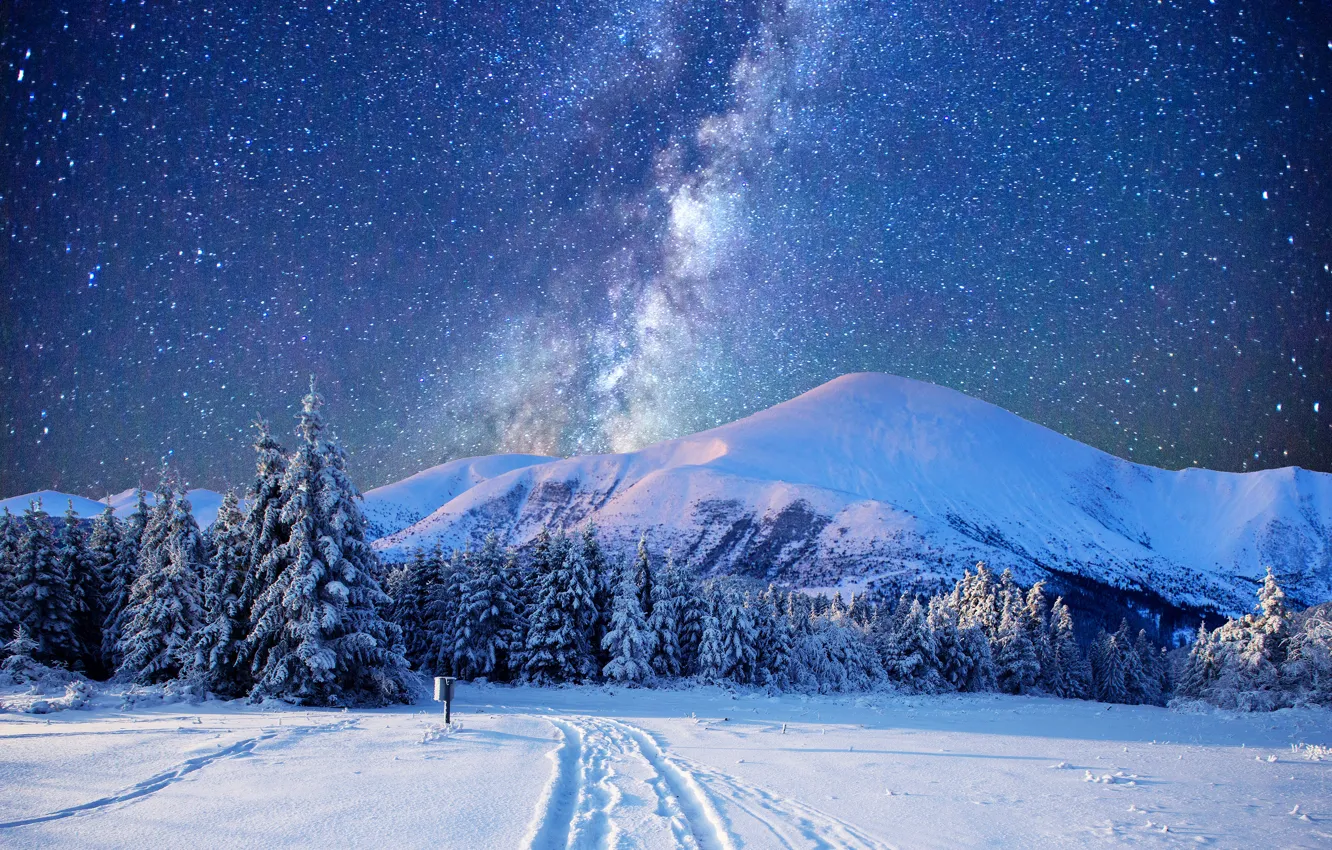 Фото обои Зима, Горы, Снег, Winter, Snow, Mountains, Звездное небо, Starry sky