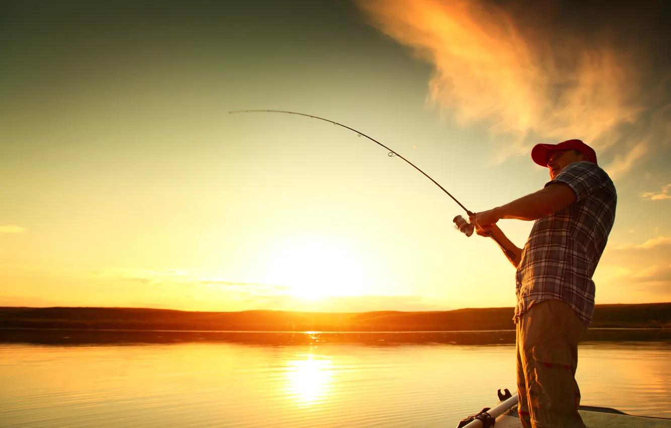 Фото обои light, sunset, water, man, fishing