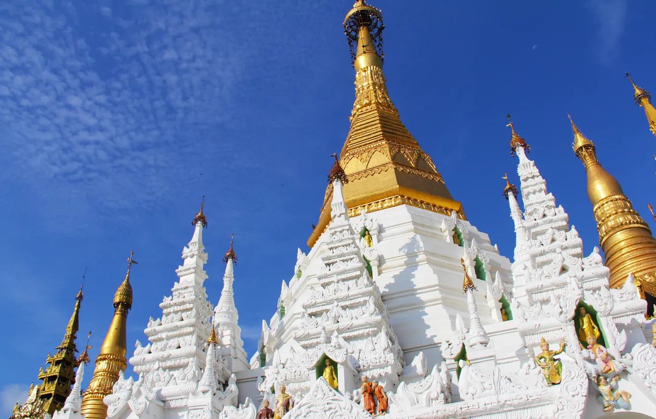 Фото обои небо, город, башни, храм, архитектура, религия, статуи, Мьянма