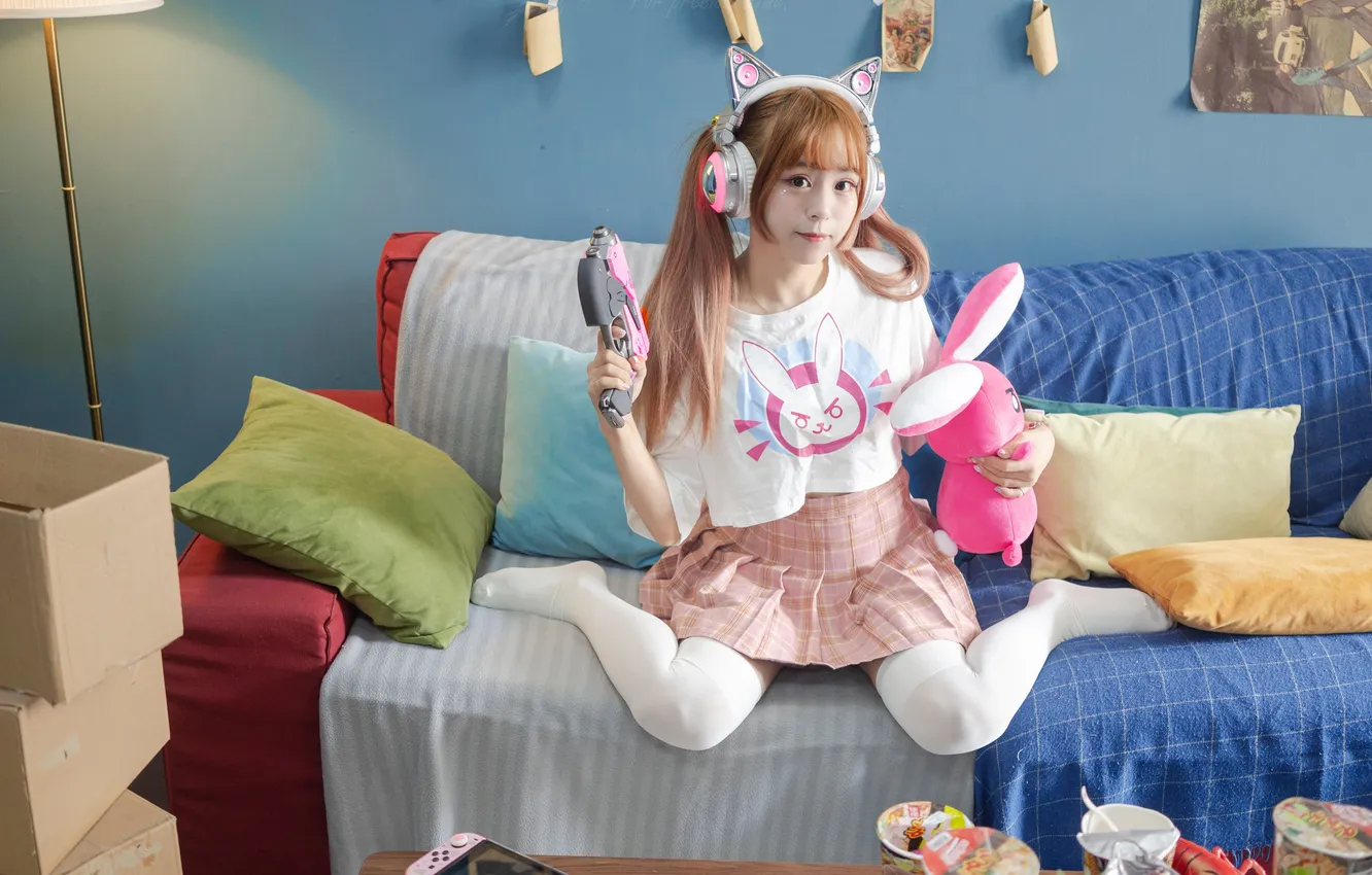 Фото обои girl, living room, sofa, Cosplay