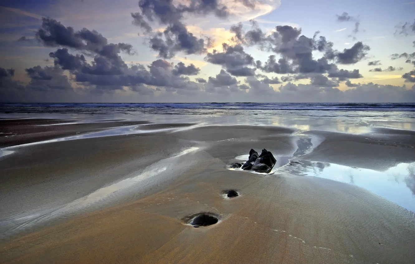 Фото обои песок, море, камни, берег, отлив, Пейзаж