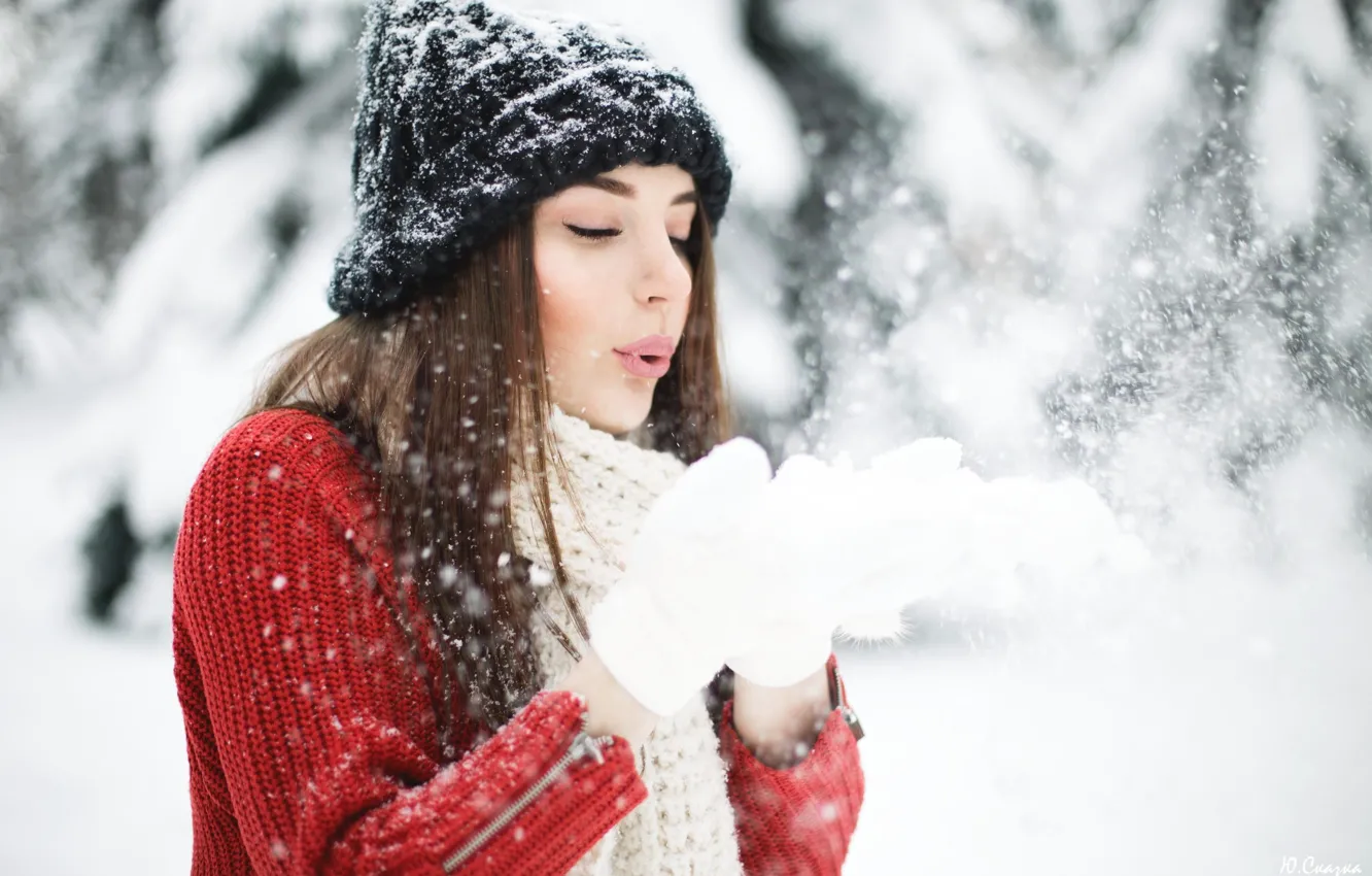 Фото обои зима, снег, Девушка, перчатки, Юлия Сказка