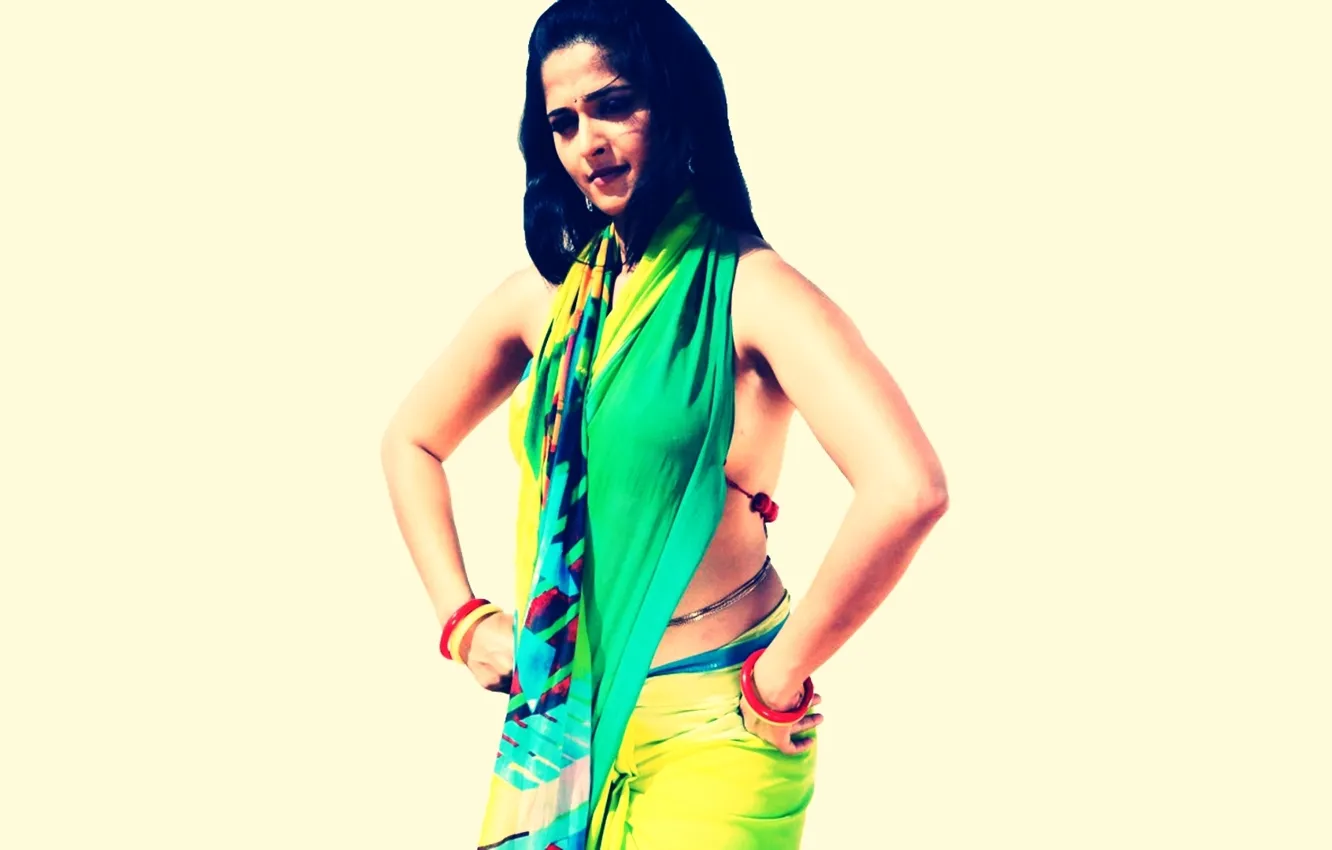 Фото обои indian, bollywood, saree, tamil, jewellery, desi, Anushka, shetty